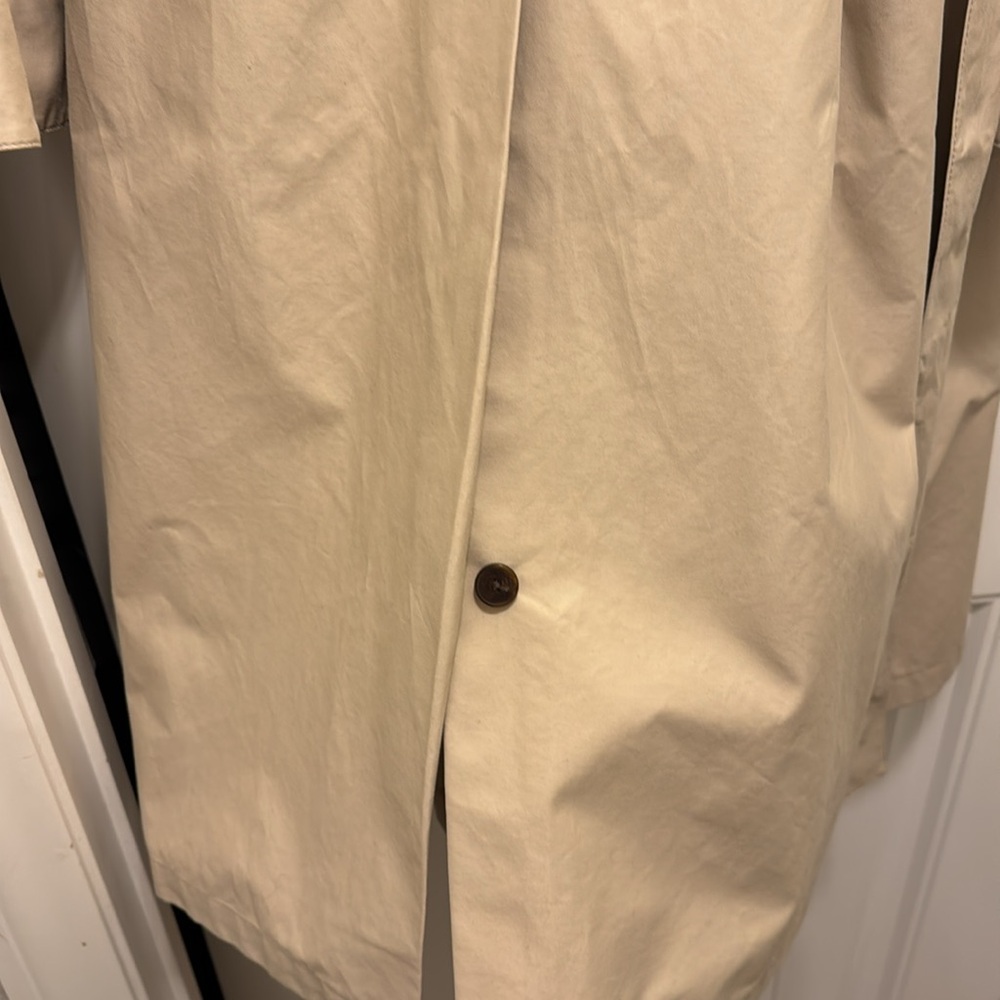 Calvin Klein trench coat - Picture 6 of 10